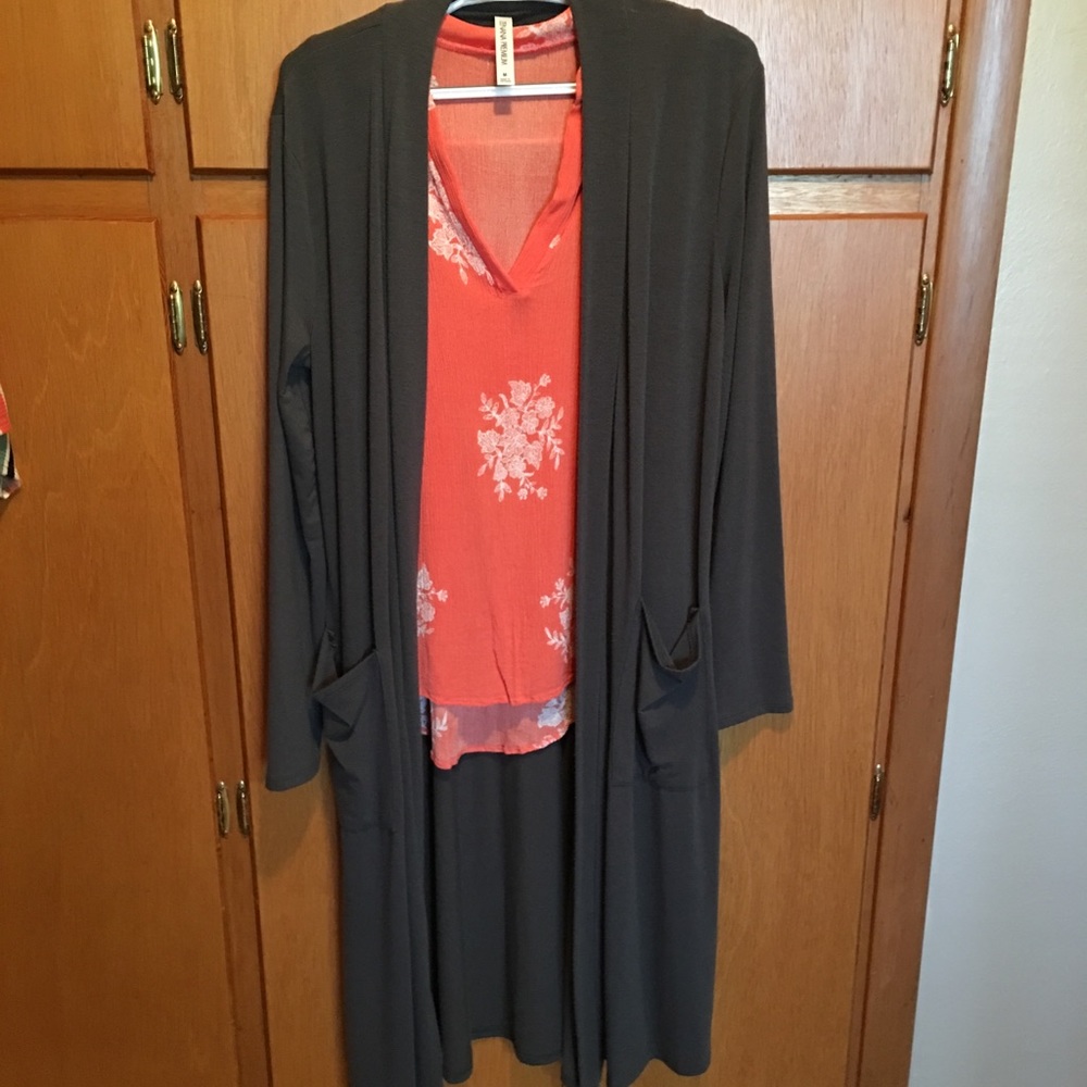 Long duster-length dark gray cardigan size M